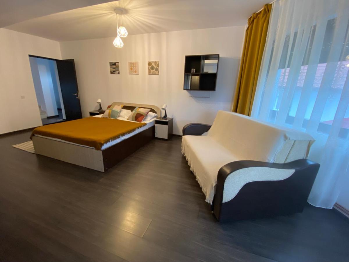 Pensiunea Xandra Hotel Corbi Exterior photo